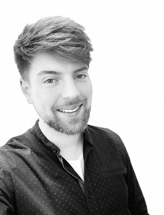 is der Christian Tucholski vertrauenswürdig
